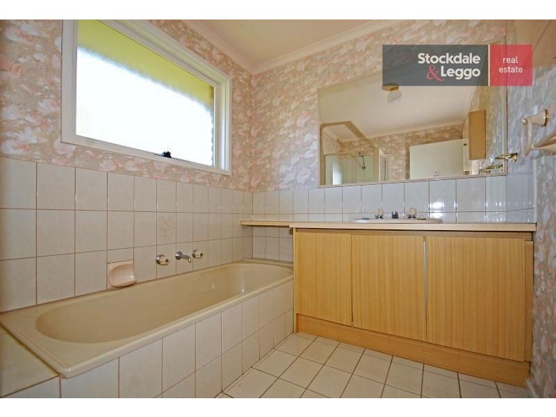 2/9 Richard Street, Glen Waverley VIC 3150