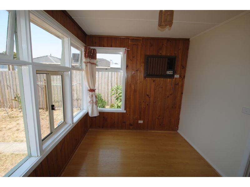 1 Medhurst Street, Burwood East VIC 3151