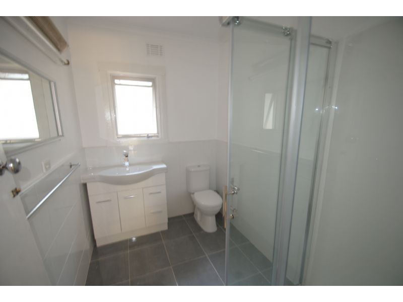 1 Medhurst Street, Burwood East VIC 3151