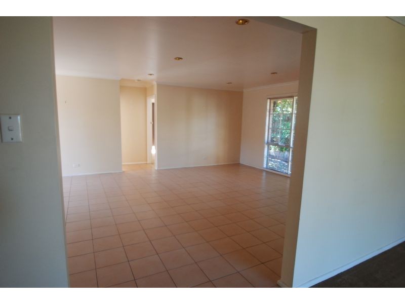 15 Avonhurst Drive, Glen Waverley VIC 3150