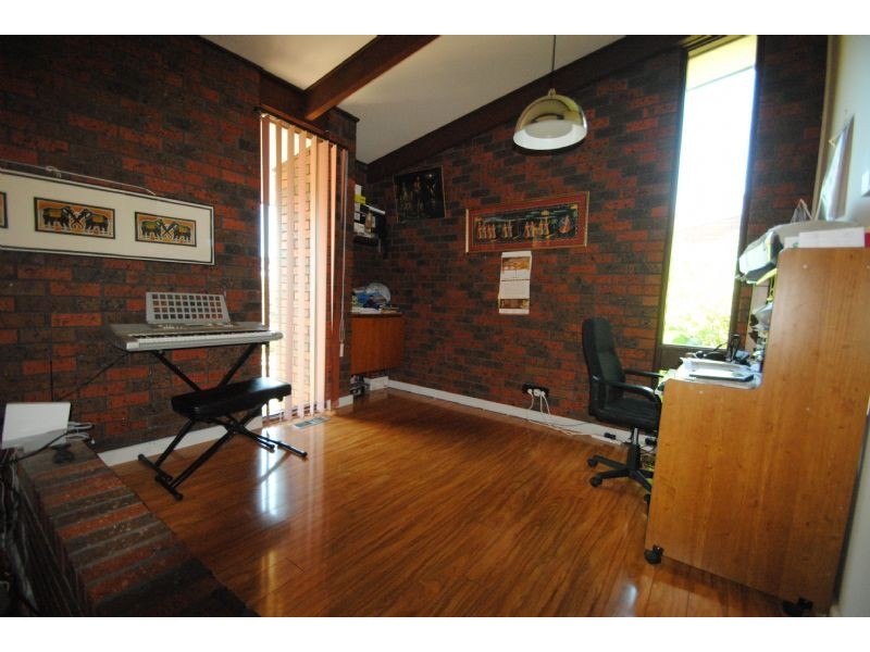 17 Grantley Drive, Glen Waverley VIC 3150