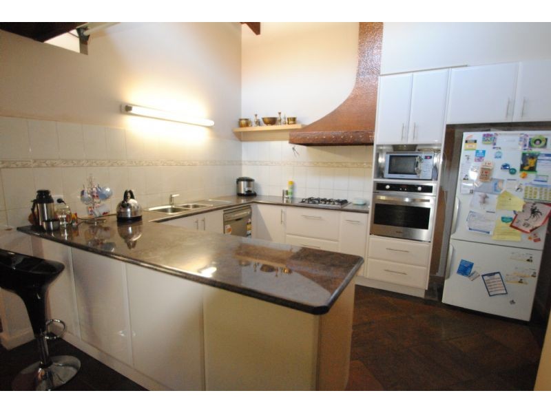 17 Grantley Drive, Glen Waverley VIC 3150