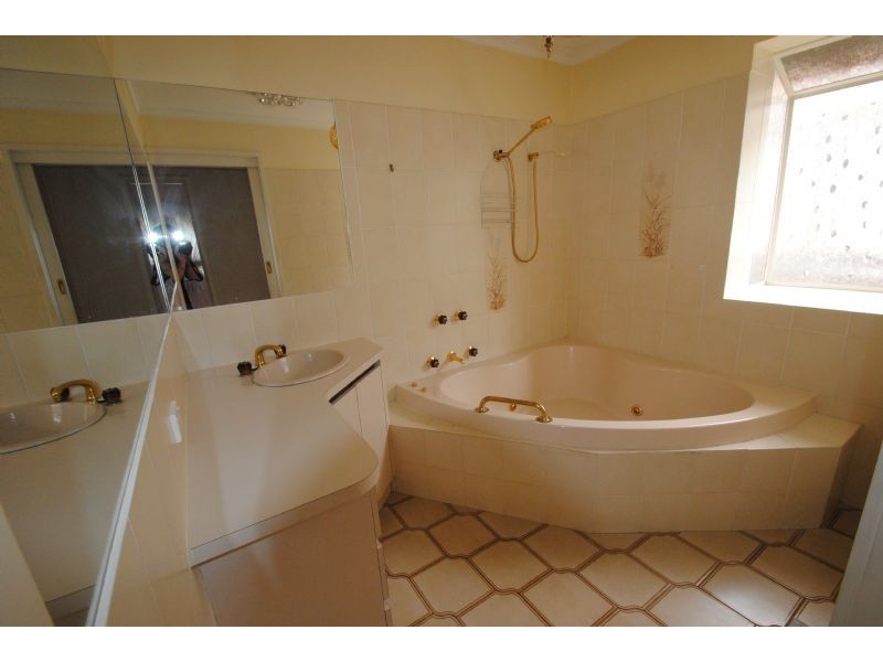 9 Skene Street, Burwood East VIC 3151