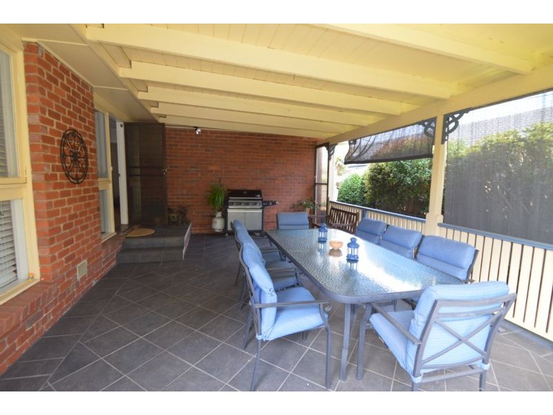 4 Matheson Court, Wheelers Hill VIC 3150