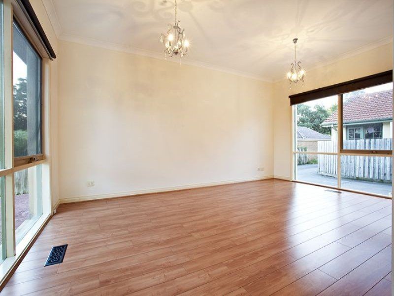 2/26 Roberts Street, Glen Waverley VIC 3150