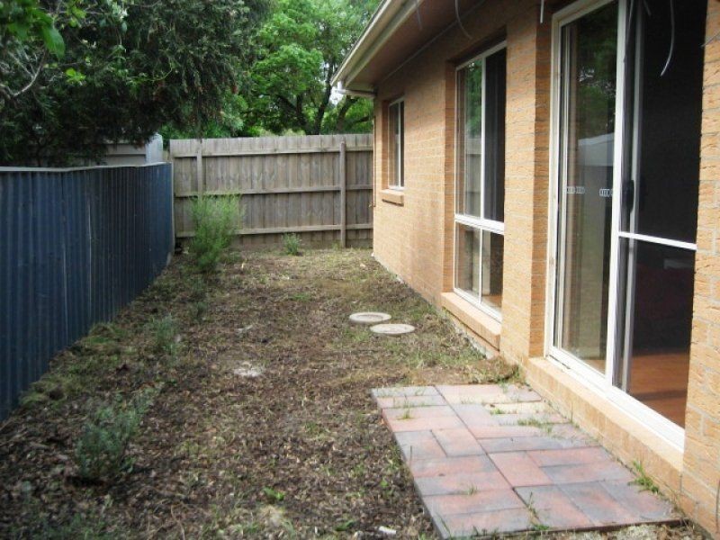 2/147 Highbury Road, Burwood VIC 3125