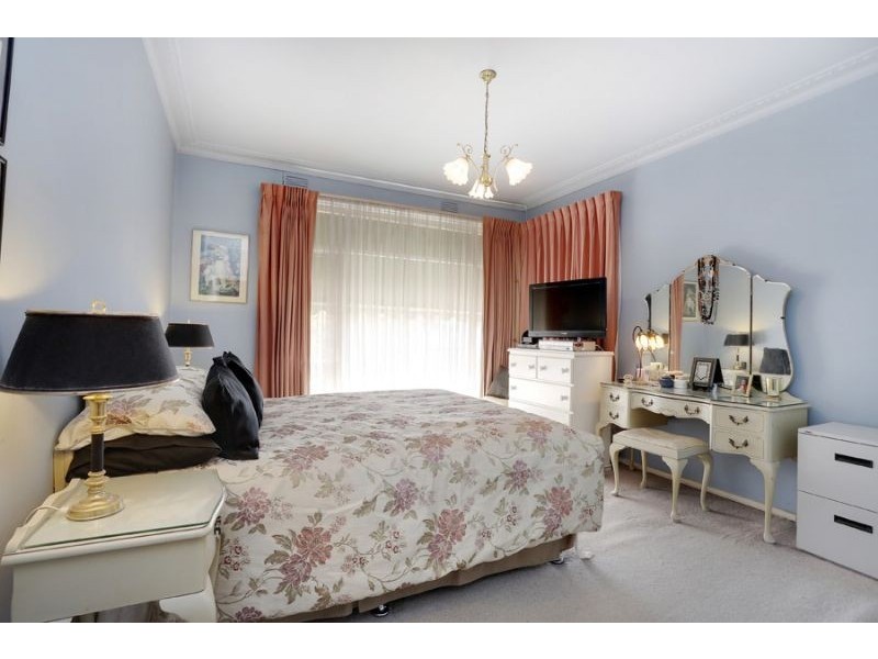 2 Alimar Road, Glen Waverley VIC 3150