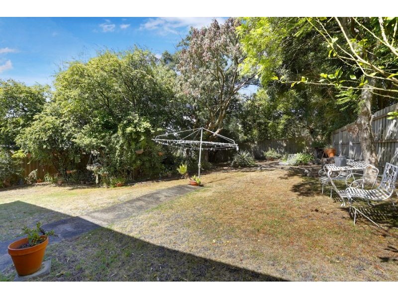 2 Alimar Road, Glen Waverley VIC 3150