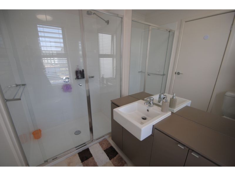 37 Brunton Crescent, Mulgrave VIC 3170