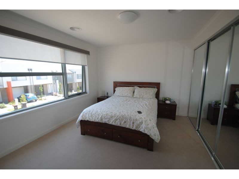 37 Brunton Crescent, Mulgrave VIC 3170