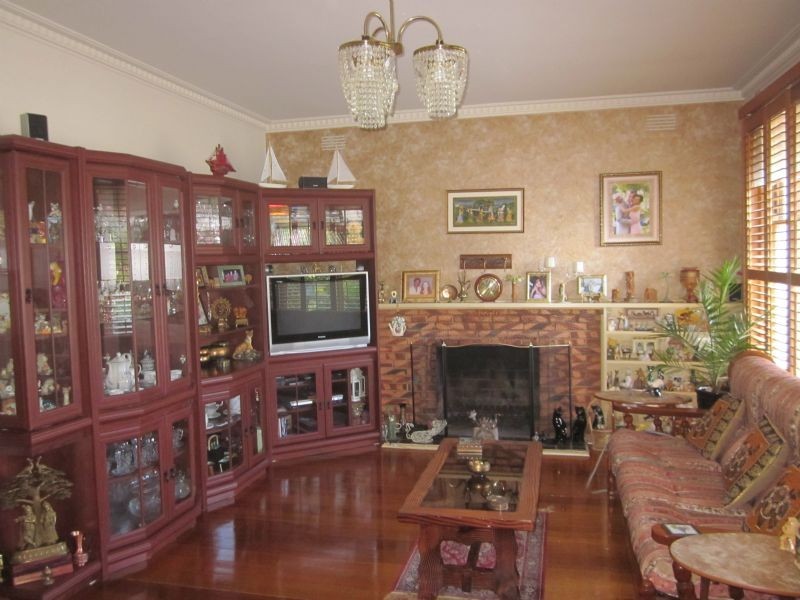 76 Price Avenue, Mount Waverley VIC 3149