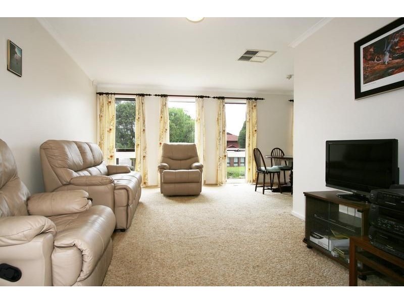 13 Argyle Way, Wantirna South VIC 3152