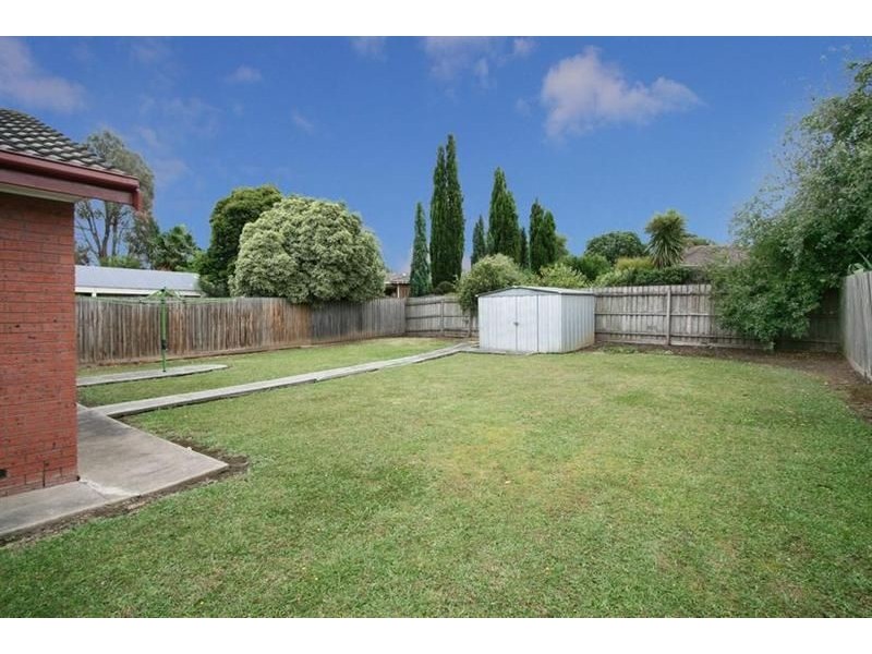 13 Argyle Way, Wantirna South VIC 3152