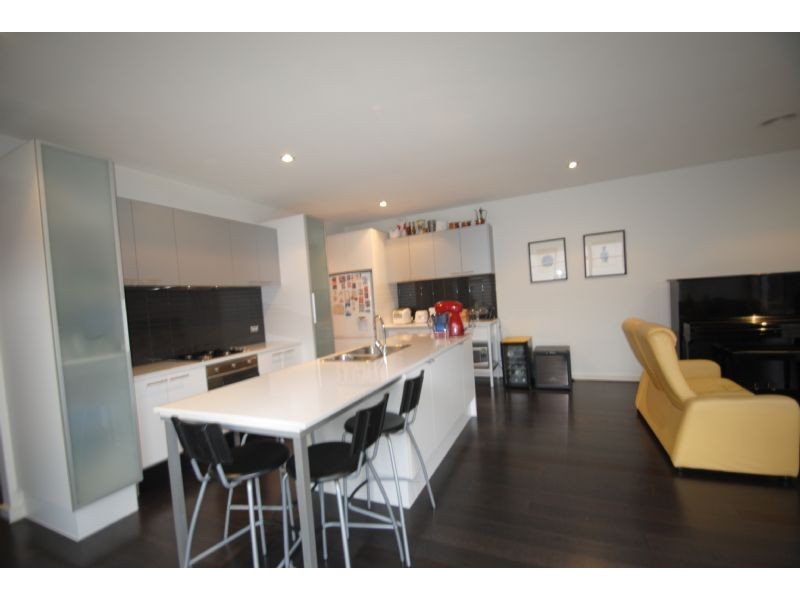 2 Cooley Lane, Mulgrave VIC 3170