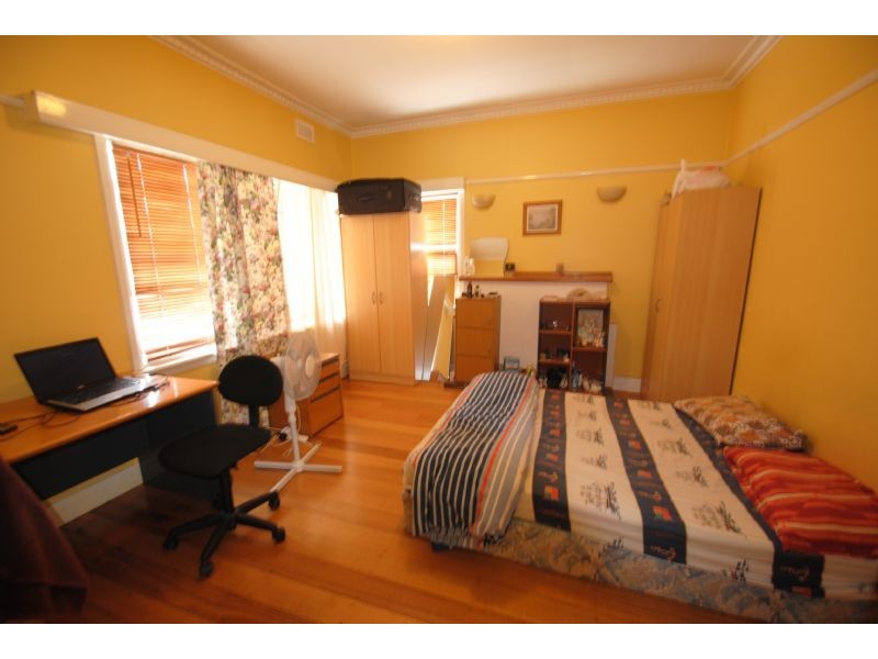 1/147 Highbury Road, Burwood VIC 3125