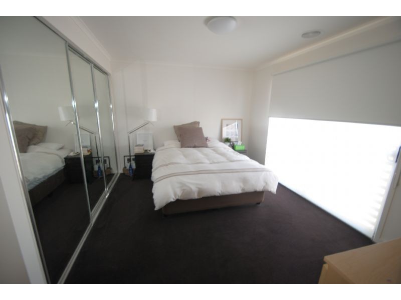 25 Edgbaston Way, Mulgrave VIC 3170