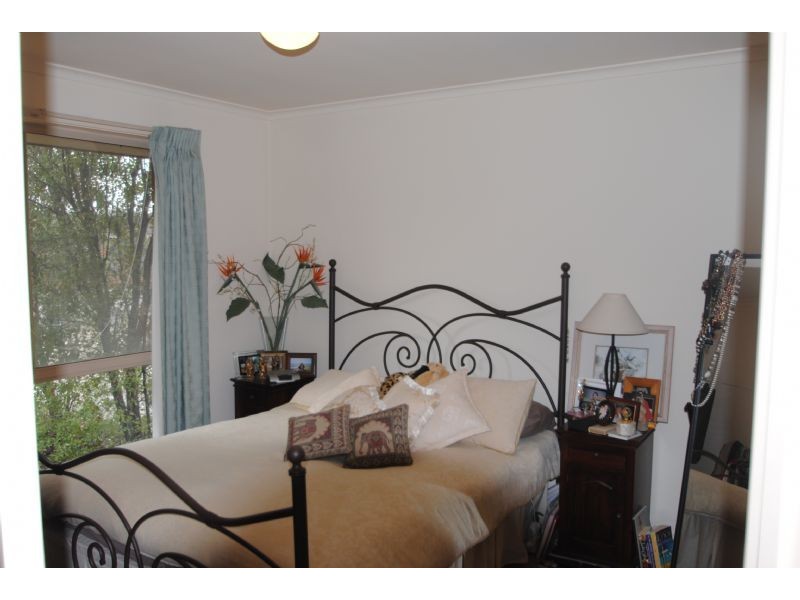 1/101 Watsons Road, Glen Waverley VIC 3150