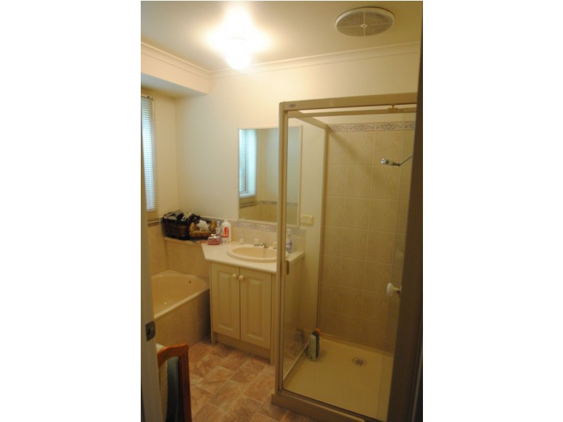 1/101 Watsons Road, Glen Waverley VIC 3150