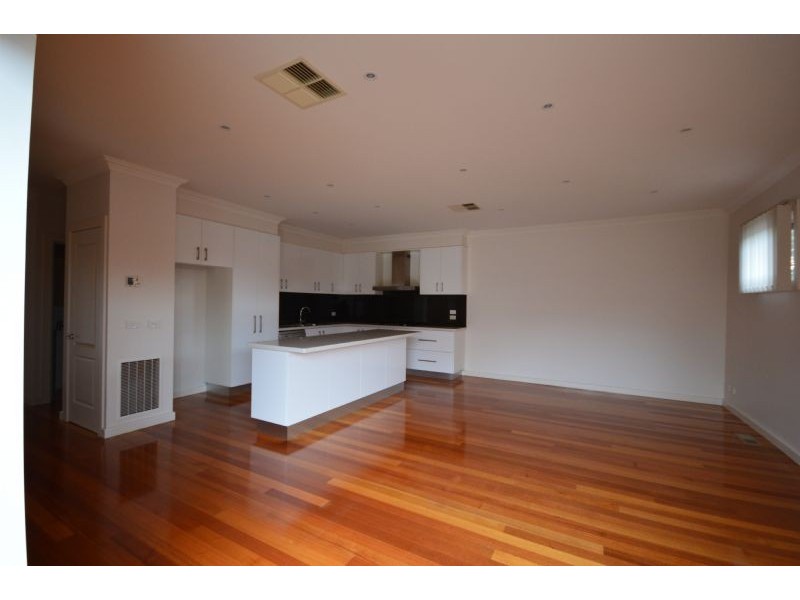 2/87 Cootamundra Drive, Wheelers Hill VIC 3150