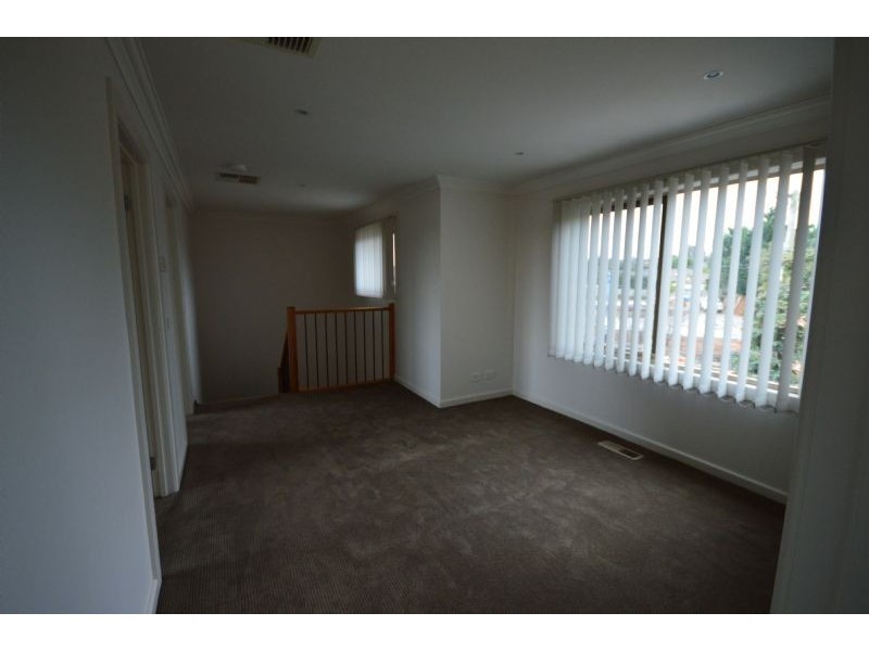 2/87 Cootamundra Drive, Wheelers Hill VIC 3150