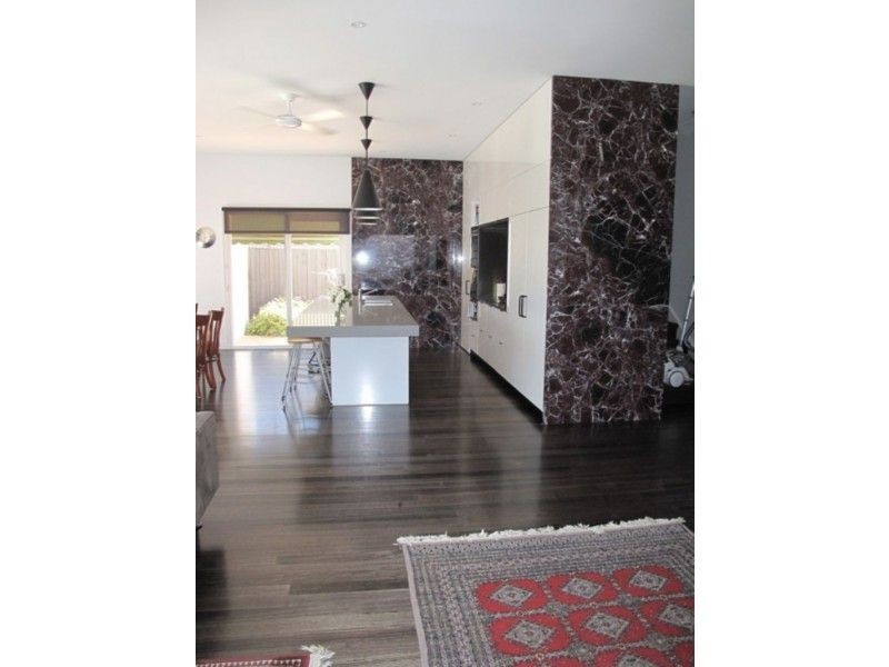 4 Newbay Crescent, Brighton VIC 3186