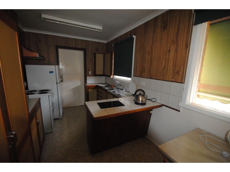 1/332 High Street Road, Mount Waverley VIC 3149