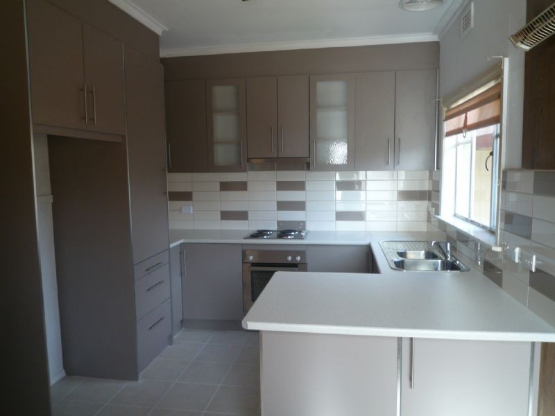 24 Hillview Avenue, Mount Waverley VIC 3149