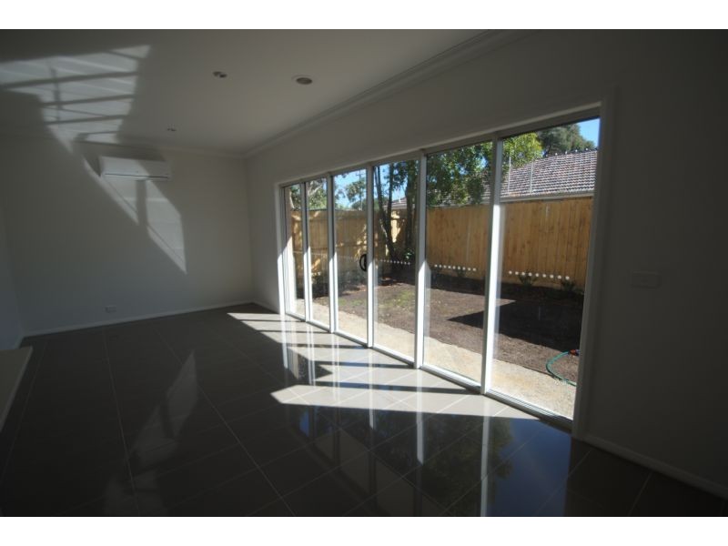 1A Sinclair Road, Bayswater VIC 3153