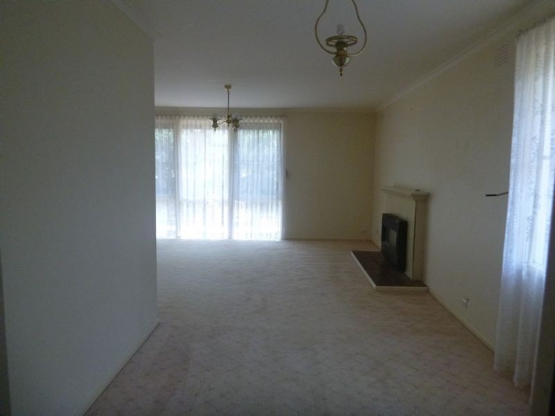 28 Ondine Drive, Wheelers Hill VIC 3150