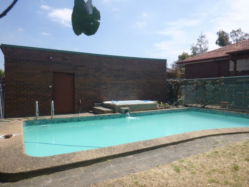 28 Ondine Drive, Wheelers Hill VIC 3150