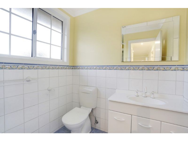 19 Grandview Road, Chadstone VIC 3148