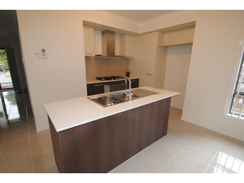 1/13 Melaleuca Drive, Glen Waverley VIC 3150