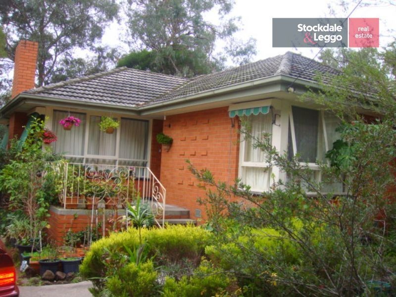 39 Greenways Road, Glen Waverley VIC 3150