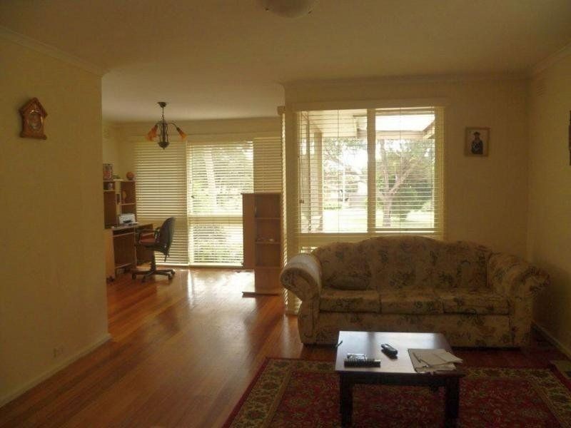 14 Chichester Square, Wantirna VIC 3152