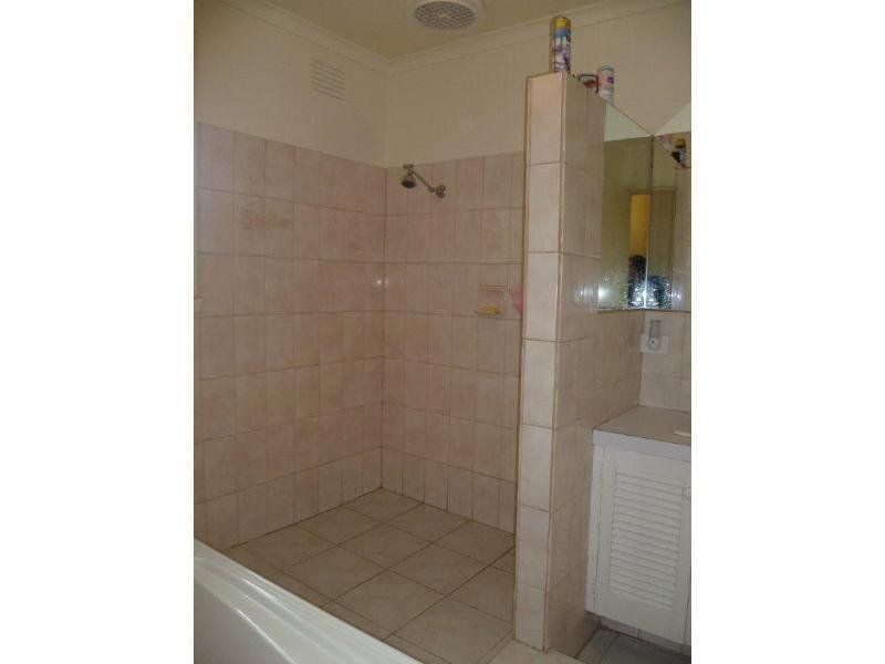 14 Chichester Square, Wantirna VIC 3152