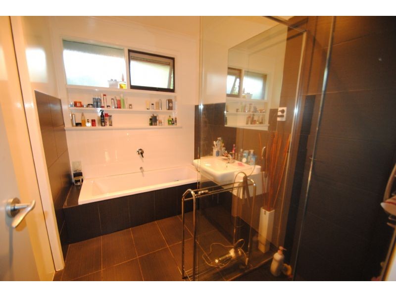 3/6 Avondale Grove, Mount Waverley VIC 3149