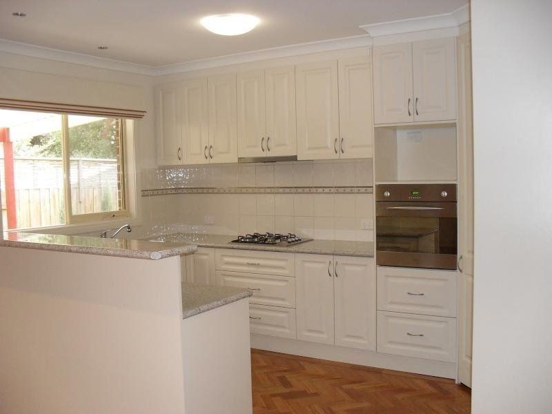 2/2 Maple Street, Bayswater VIC 3153