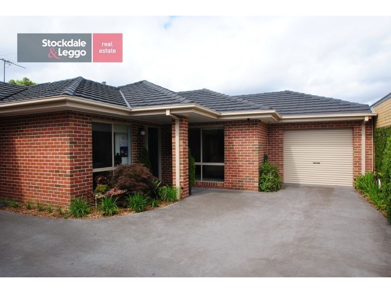 2/20 Palmbeach Crescent, Mount Waverley VIC 3149