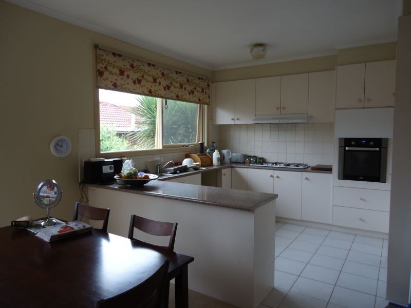 2/35 Lee Avenue, Mount Waverley VIC 3149