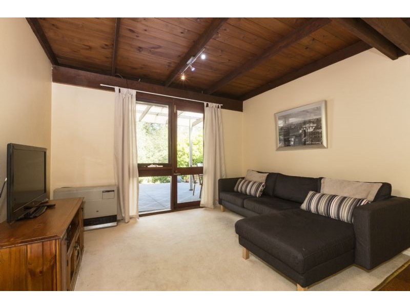 11 Seaton Court, Mount Waverley VIC 3149