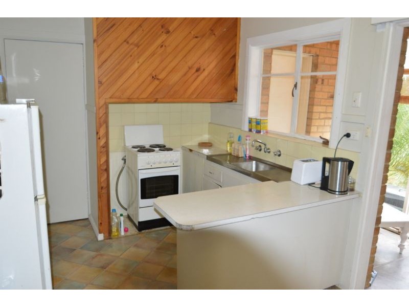 13 Atkinson Street, Murrumbeena VIC 3163