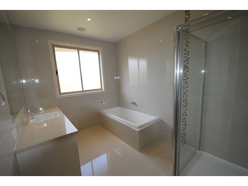 2/39 Hillview Avenue, Mount Waverley VIC 3149