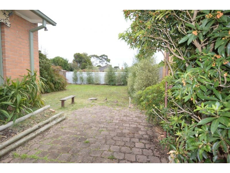 29 Johnson Drive, Glen Waverley VIC 3150