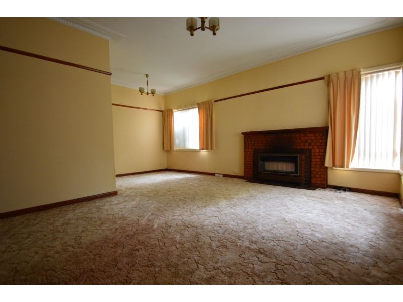 2A Maple Street, Blackburn VIC 3130