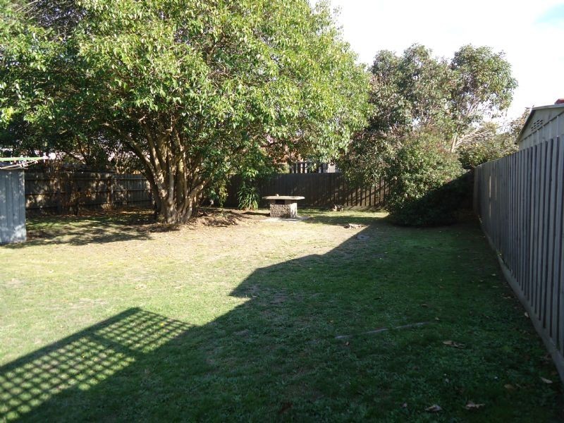 2A Maple Street, Blackburn VIC 3130