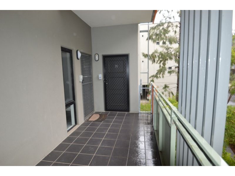 31/1 Eucalyptus Mews, Notting Hill VIC 3168