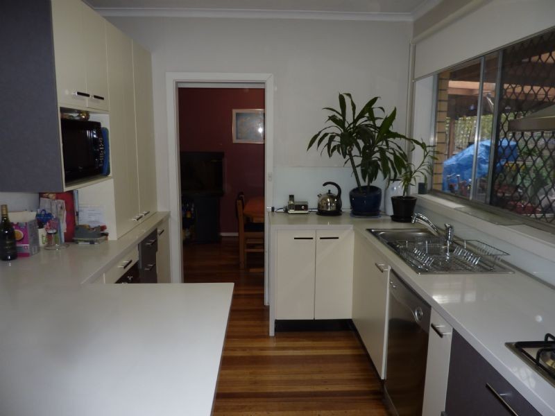 11 Garwain Parade, Glen Waverley VIC 3150