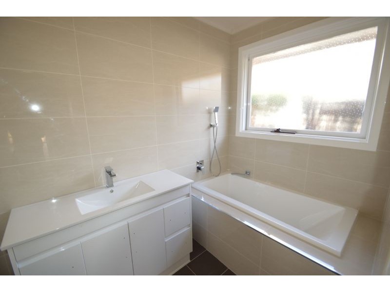 78 Mahoneys Road, Forest Hill VIC 3131