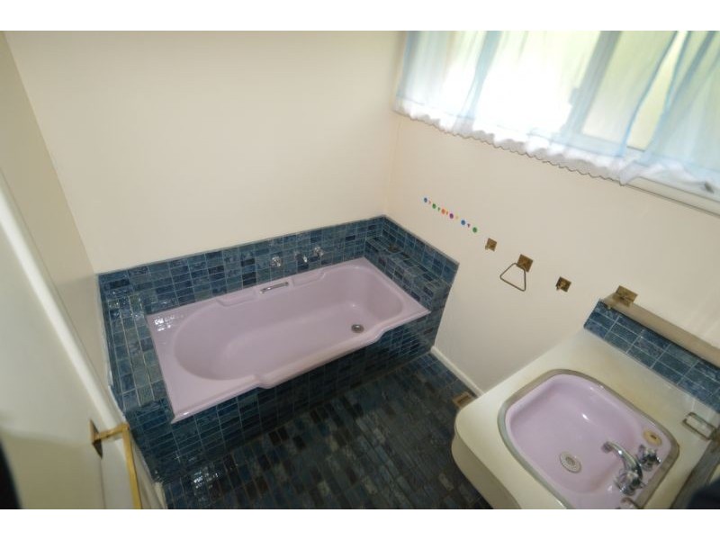 45 Greenways Road, Glen Waverley VIC 3150