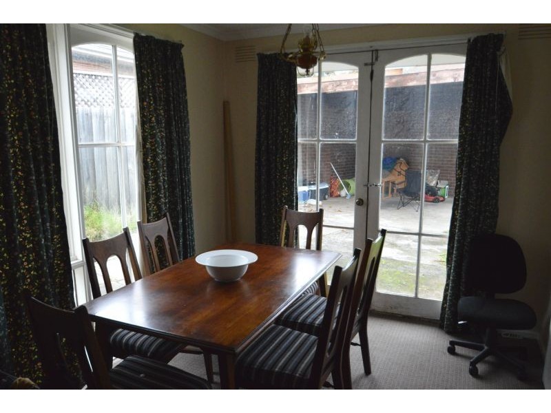 219 Brandon Park Drive, Wheelers Hill VIC 3150